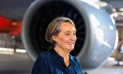 Qantas pays out bumper dividends and plans to buy 20 new aircraft after posting $2.4bn profit