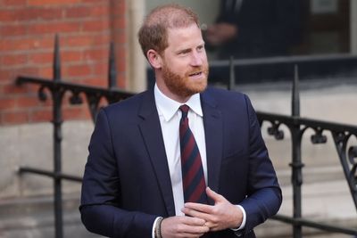 Harry to return to UK on anniversary of Queen’s death for charity awards