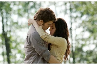 'The Twilight Saga' Makes Surprise Return Tease: What It Means And Are Expecting Never Before Seen Clips?