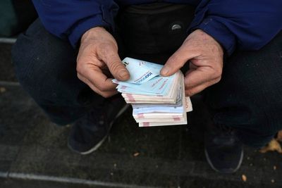 Iran's rial currency falls to near-record lows on European 'snapback' sanctions threat