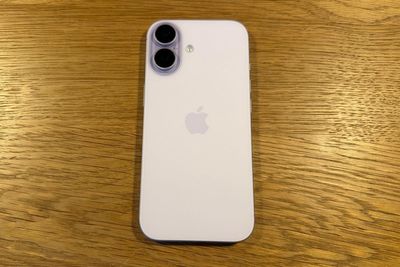 I’ve found the best iPhone 17 deals in the UK right now