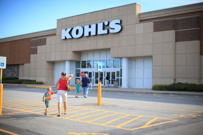 Kohl's makes progress on turnaround as CFO provides C-suite stability