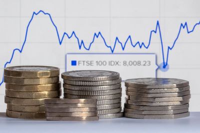 Blue chips falter as FTSE outshone by European peers