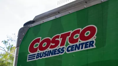 ‘Seize him!’: A routine Costco trip takes a creepy turn when a woman catches a male shopper red-handed in the act