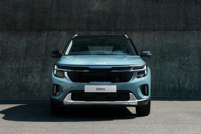 Why These 5 Car Features Are Being Quietly Removed in New Models