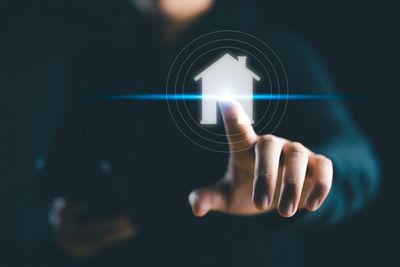 Offerpad Shares Surge Alongside Opendoor In Volatile Real Estate Sector