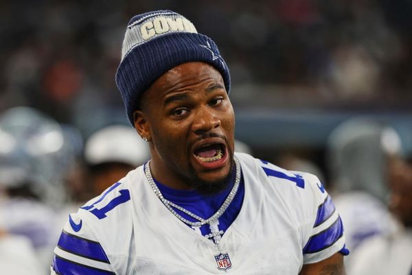 Cowboys send defensive star Micah Parsons to Packers in blockbuster trade