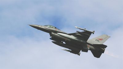 Polish F16 Crash Pilot Death: Who Allowed the Risky Radom Air Show Routine?