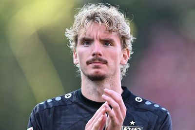 Eddie Howe gives ‘positive’ Nick Woltemade update as Newcastle close in on new striker