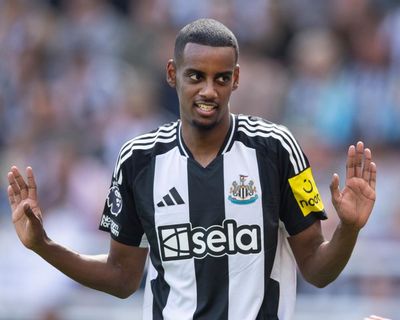 Alexander Isak was never told he could leave Newcastle this summer, insists Howe