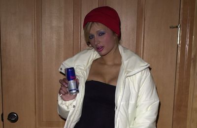 Paris Hilton says short haircut she sent trending in the early 2000s was an accident
