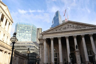 What's The Bank Windfall Tax: UK Major Banks' Shares Tumble Following Calls to Tax Bank Profits