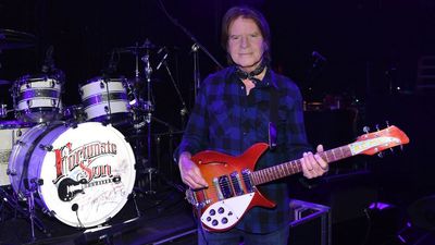 “It was a foolish idea. I was heartbroken about my band breaking up… I gave it to a 12-year-old kid”: Why John Fogerty parted ways the iconic guitar he used on CCR hits – and how he got it back