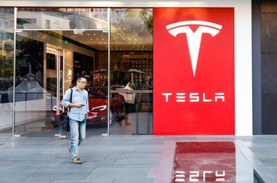 Tesla's Struggles In China Come At Bad Time: Electric Vehicles Hit 51% Market Share In Most Populous Country