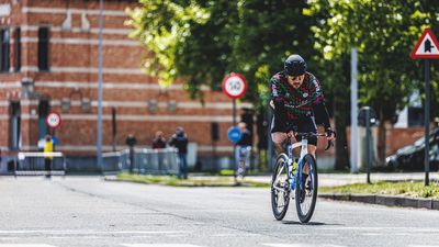 'We're athletes, not victims' – meet the one-legged Palestinian competing at the Para-cycling World Championships