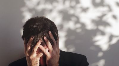 Desperate woman’s boyfriend hears voices from his shoes, phones, and radio: He thinks it’s cyberstalking, not mental illness