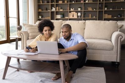 This Couple Can't Decide Between Paying Off The Mortgage Early Or Investing Their Money Into The Stock Market
