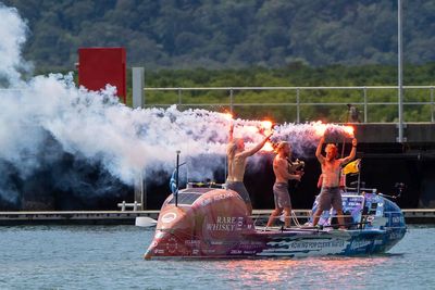 3 Scottish brothers set a new world record for 9,000-mile Pacific row