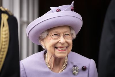 Queen Elizabeth II privately opposed Brexit, new book claims