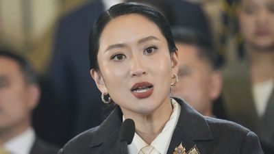 Thai court sacks prime minister over compromising phone call with Cambodian leader