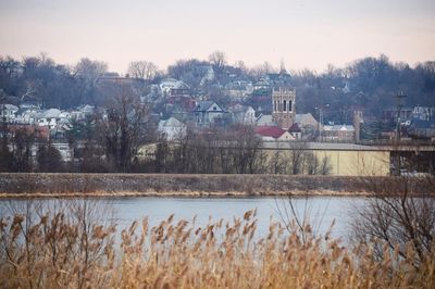 A report tied Iowa’s water pollution to agriculture. Then the money to promote it mysteriously disappeared