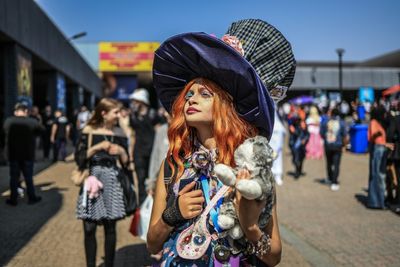 Fans Pour Into S.Africa Comic Con Despite Few Celebrity Headliners