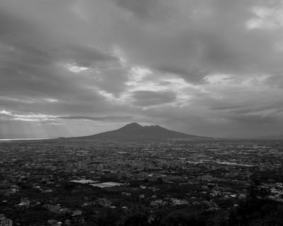 Below the Clouds review – a ghostly yet luminous cinematic mosaic of Naples crowns a superb trio
