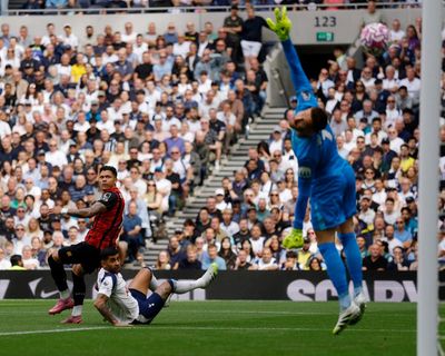 Evanilson’s early strike secures Bournemouth victory at Tottenham