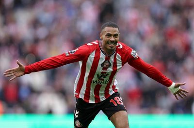 Wilson Isidor comes off bench to seal dramatic Sunderland comeback over Brentford