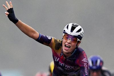 Classic Lorient Agglomération: Mischa Bredewold claims third consecutive victory in reduced sprint