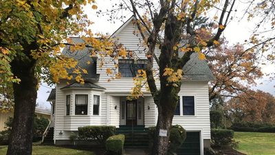 Bella Swan’s Twilight house is now on Airbnb – and stepping inside feels like time travel back to the Twilight craze