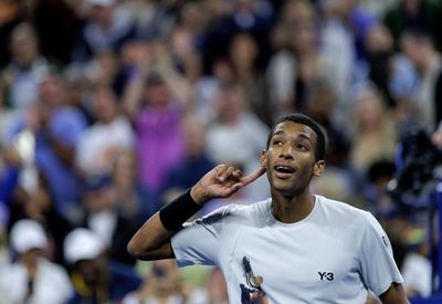 Felix Auger-Aliassime stuns No 3 Zverev to return to US Open second week