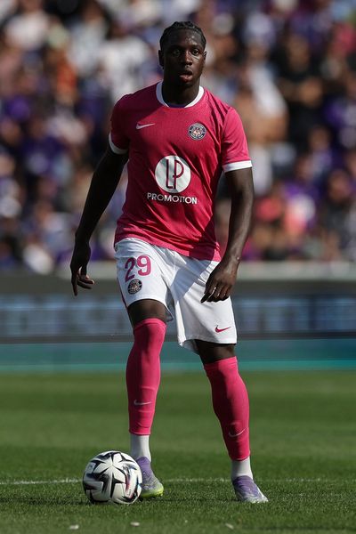 Crystal Palace book Jaydee Canvot medical as Eagles eye busy end to transfer window