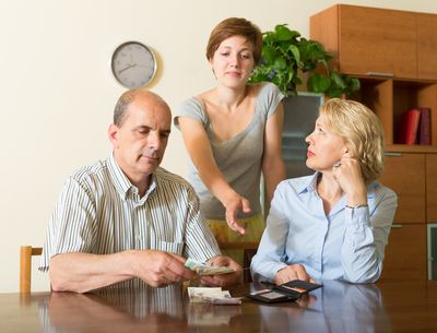 10 Common “Helping” Gestures That Are Actually Financial Red Flags