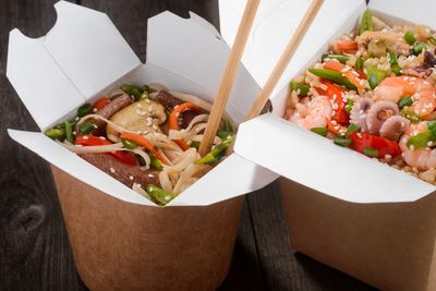 10 Lifestyle Swaps That Build Wealth Quieter Than Rally Budgets