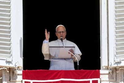 US-born Pope Leo condemns ‘pandemic of arms’ as he prays for victims of Minnesota school shooting