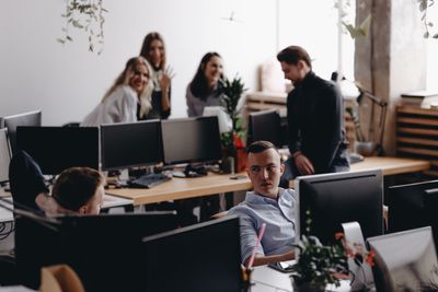 8 Office Habits That Are Making You Look Outdated