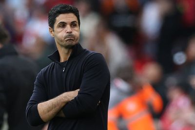Double Arsenal curse continues as Liverpool land early title race blow