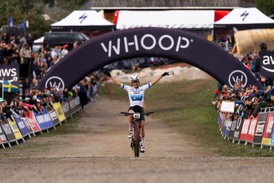 Jenny Rissveds and Luca Martin take XCO victories at Les Gets UCI Mountain Bike World Series