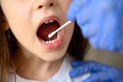 Simple cheek swab could help save lives of children with rare heart problem