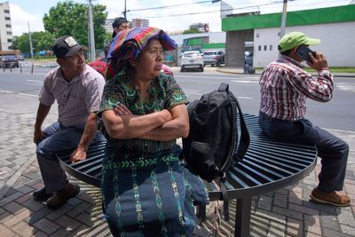 Judge stops U.S. from deporting group of unaccompanied Guatemalan children after some were loaded on planes overnight at Texas airport