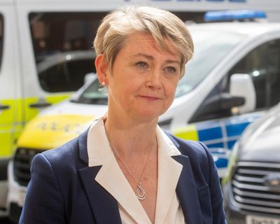 UK to make it harder for refugees to bring family members to country