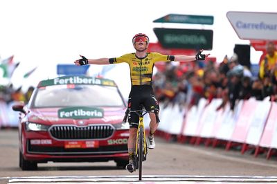 Vuelta a España stage 9: Jonas Vingegaard seizes win after solo charge on Valdezcaray climb