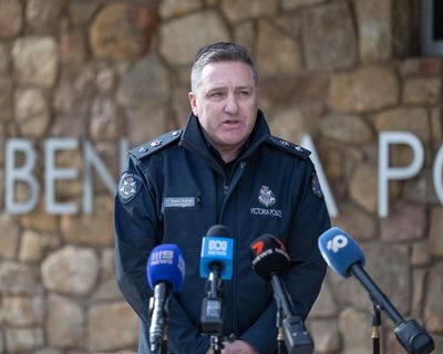 Afternoon Update: police say people helping Dezi Freeman; the deadly toll on journalists in Gaza; and Michael Rosen’s tips for a happier day