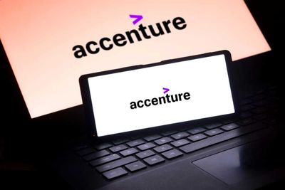 How Is Accenture’s Stock Performance Compared to Other Technology Stocks?