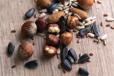 I’m a nutrition expert. Here’s the truth about children and nuts