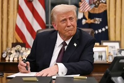 Is Donald Trump a Dictator? The Question Haunting Washington as Troops Patrol the Streets