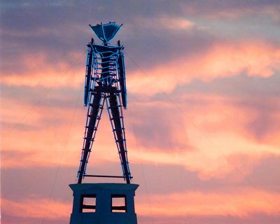 Sheriffs seek to identify man found dead ‘in pool of blood’ at Burning Man festival