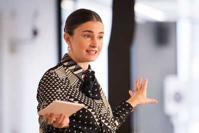 Chloe Malle, daughter of actor and longtime staffer, picked by Anna Wintour to lead Vogue