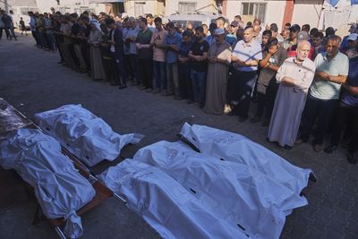 Israeli forces kill pregnant woman and her unborn baby in Gaza City assault
